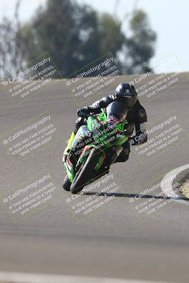 media/Nov-02-2025-Lets Ride (Sun) [[f7a3caa734]]/B Group/1220pm (Turn 2 Outside)/